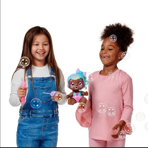 Kindi Kids Bobbi Bubbles Doll-Blows Bubbles & Sings - Picture 7 of 12